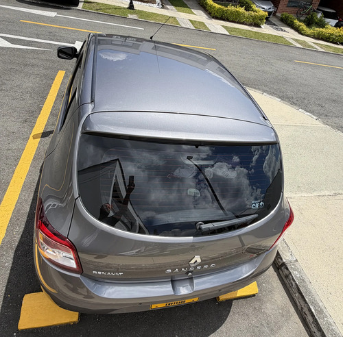 Sandero Polar
