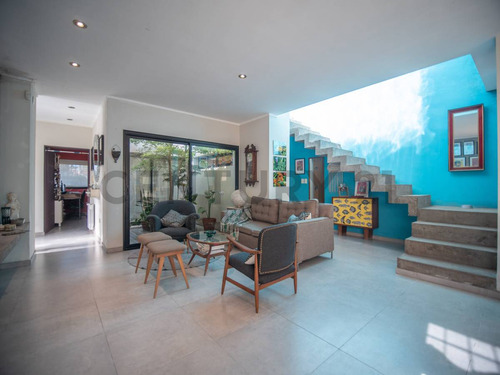 Casa En Venta La Plata