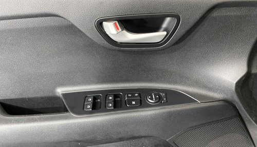 Imagen 8 de 15 de 120458 - Kia Kia Rio Sedan 2018 Con Garantía