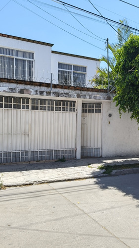 Col Las Fuentes De Renta Casa