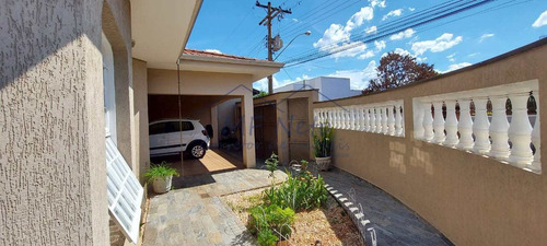 Casa Com 4 Dorms, Centro, Pirassununga - R$ 690 Mil, Cod: 10131913 - V10131913