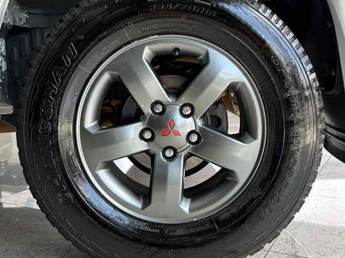 Mitsubishi Pajero TR4 2.0 4X4 16V 140CV FLEX 4P AUTOMÁTICO