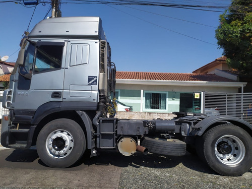Imagem 4 de 11 de Conjunto Iveco Strallis Hd 380 Ano 2007 Com Baú 28 Palletes
