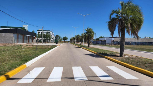 Imagen 3 de 6 de Terreno De 250m2 - Venta - Barrio Abierto - Capitan Bermudez