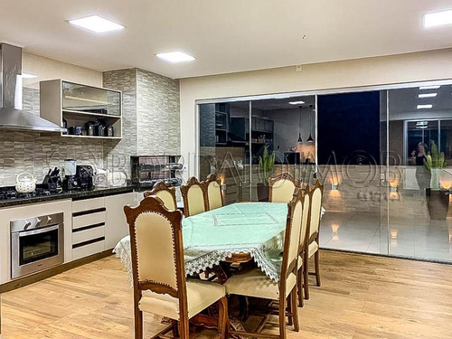 Imagem 25 de 30 de Asa Sul Shigs, Casa Com Elevador Para Carro, 358m², 4 Quartos Sendo 1 Suíte! Aceita Financiamento E Permuta. - Villa132659