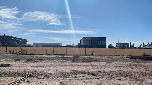 Venta | Terreno En Barrio Privado Lar De Terrada
