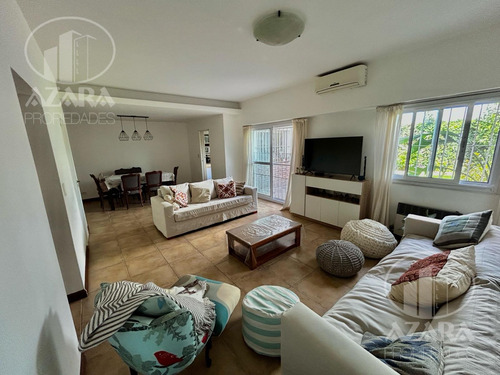 Impecable Casa De 6 Ambientes Con Jardín En Florida