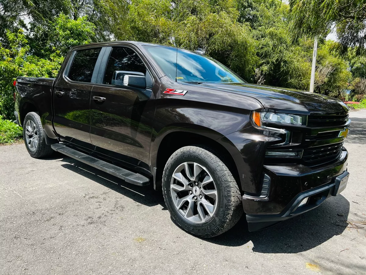 Chevrolet Cheyenne 5.4 2500 Doble Cab Lt Z71 4x4 At