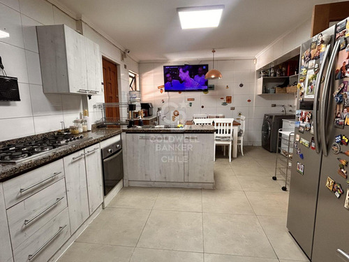 Gran Casa En Cumbres De Andalué