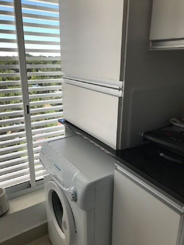 Venta De Apartamento 2 Dormitorios En Roosevelt