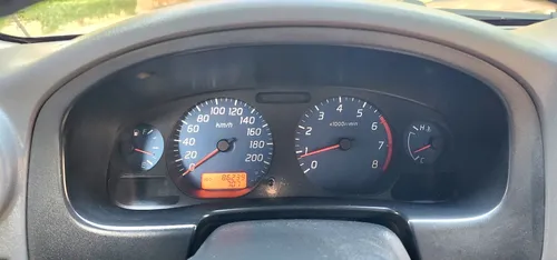 Nissan D22 Np300 2.4 4x2 Estaca 2013