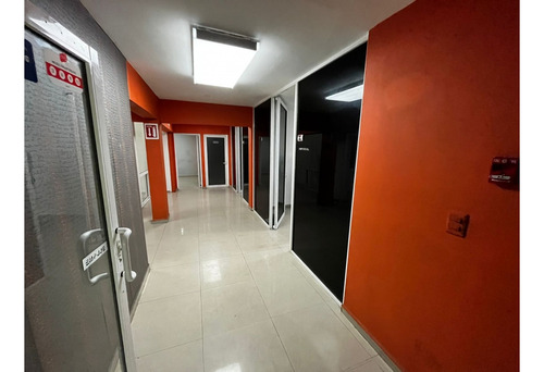 Edificio De 3 Plantas En Venta A 2 Cuadras De Cintermex