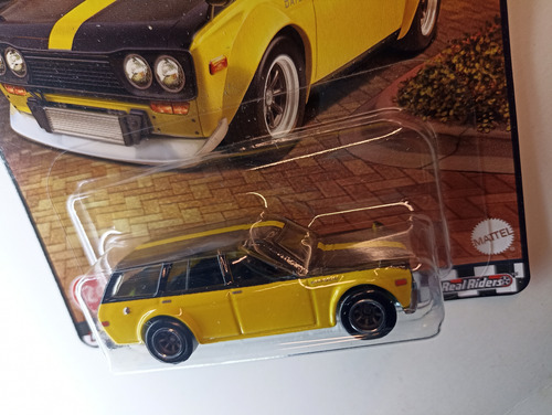 Hot Wheels Boulevard / Datsun 510 Wagon / Premium