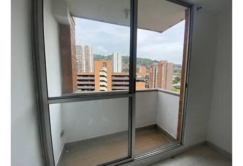 Apartamento En Arriendo En Itagüí, Centro De La Moda