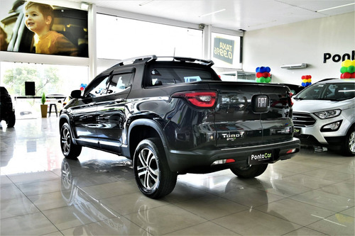 Fiat Toro 2.4 16v Multiair Flex Volcano At9