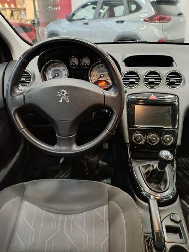 Peugeot 408 2.0 Allure 143cv