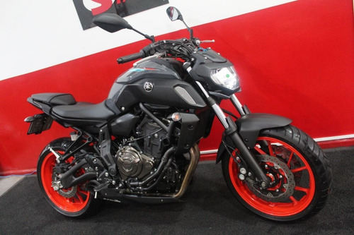 Imagem 2 de 11 de Yamaha Mt07 Mt 07 Mt-07 Abs 689 2022 Cinza