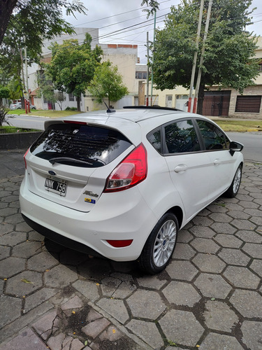 Ford Fiesta Kinetic 1.6 Sedan Se Plus 120cv