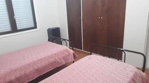 Phs En Venta - 5 Dormitorios 3 Baños - Felix Camet