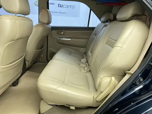 Toyota Fortuner 2.7l 4x4