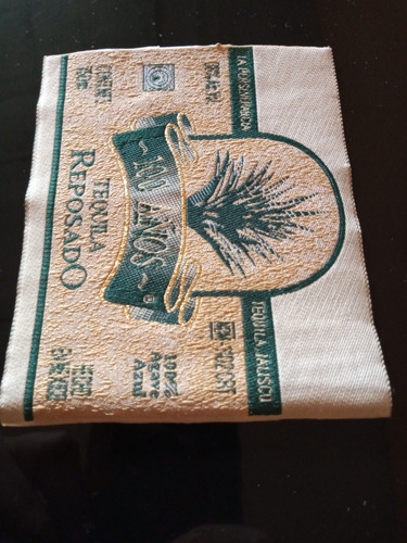 Parche Bordado: Tequila Reposado 100 Años.