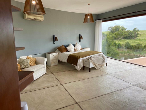 Espectacular Chacra Con Lago Y 4 Cabañas Glamping