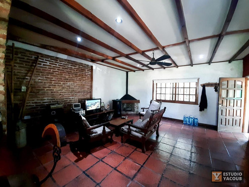 Casa Venta 3 Dormitorios - Terreno 10x30 - 300 Mts 2 Totales 110 Mts 2- Manuel B Gonnet