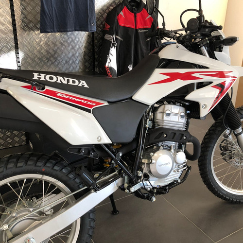 Imagen 23 de 25 de Honda Xr 250 Tornado