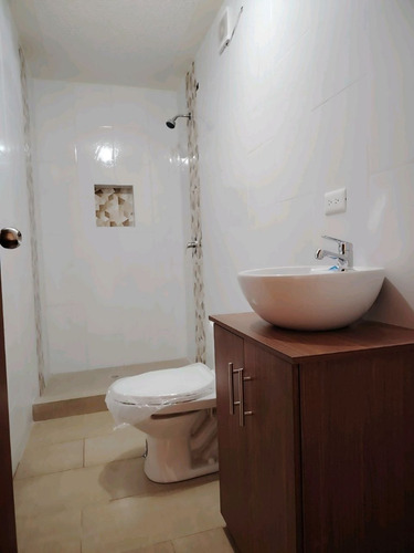 Vendo Casa Nueva Y Por Estrenar En El Sur De Quito