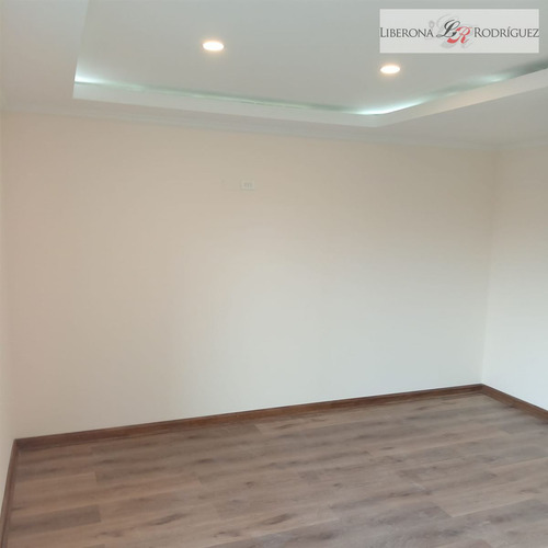 Casa En Venta De 4 Dorm. En Quilpué