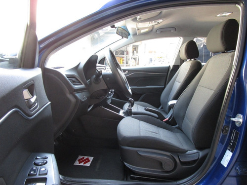 Imagen 10 de 15 de Hyundai Accent 4p Gl Mid 1.6l,tm6,a/ac.,ve,ra15