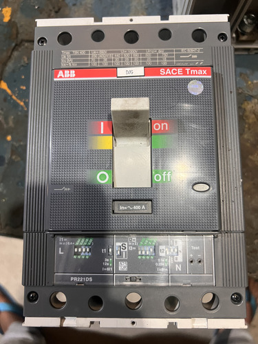 Disjuntor Abb Sace Tmax T5 N 400 1000v 8kv 400a 50/60hz (Usado)