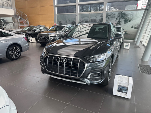 Audi Q5 2.0 45 Tfsi Advanced 252Cv