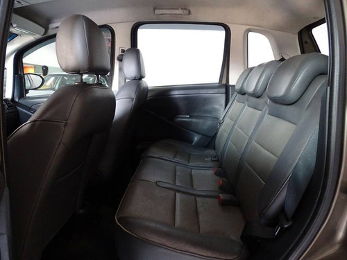Imagem 9 de 13 de Fiat Idea 1.8 Mpi Adventure 8v Flex 4p Automatizado