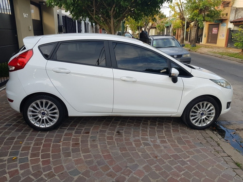 Ford Fiesta Kinetic Design 1.6 Se Plus 120cv 2015