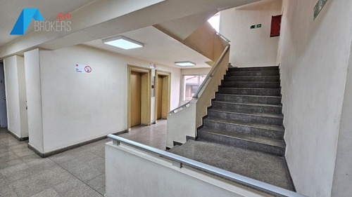 En Venta Depto 1d/1b Huérfanos Con Paseo Ahumada Total 45 M²