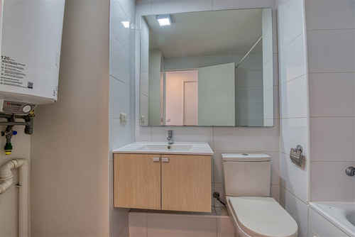 Departamento En Arriendo De 2 Dorm. En Quinta Normal