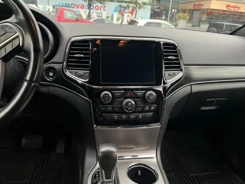 Jeep Grand Cherokee 5.7 Limited Lujo 4x4 At