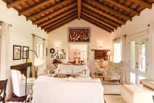 Casa En Venta De 4 Dormitorios En Montoya