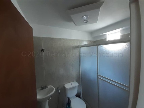 Imagen 19 de 24 de Freddy Camacaro Rentahouse, Apartamento En Venta En Monteserino San Diego. 22-2681