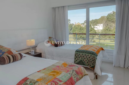Veramansa, Apartamento De 2 Dormitorios Con Parrillero