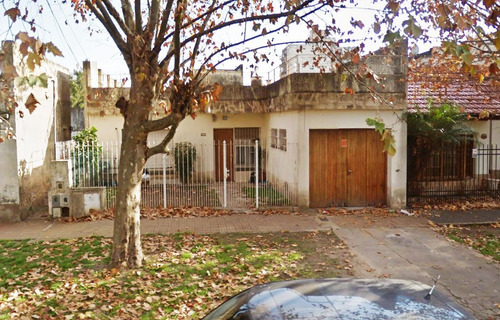 Imagen 1 de 14 de Vendo Casa 3amb.garge.oportunidad.escucho Ofertas.no Permuto