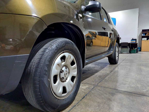 Imagen 7 de 9 de Renault Duster 2012 1.6 4x2 Expression 110cv