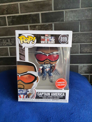 Funko Pop! Captain America 819 Gamestop Falcon Winter Soldie