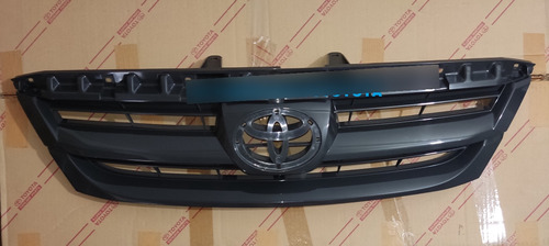 Parrilla De Radiador Toyota Fortuner 2006 - 2009 Nuevo