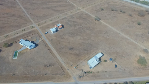 Imagen 4 de 4 de Venta + Terreno + Club Campo El Encon + 1500 Mts