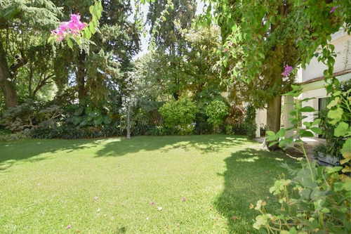 Imagen 17 de 30 de Impresionante Casa De 6 Ambientes - Master Suite - Jardin - 2 Cocheras - Belgrano R