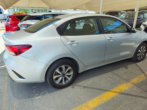 Kia Rio 1.6 Lx Sedan At
