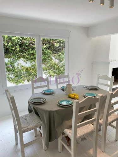 Imagen 14 de 30 de Casa En La Posta Del Cangrejo, De La Ruta Al Mar, 3 Dormitorios Mas 3 Baños! - La Barra La Barra