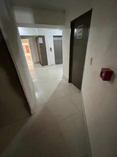 Vendo Departamento Un Dormitorio Barrio Alberdi, Cordoba